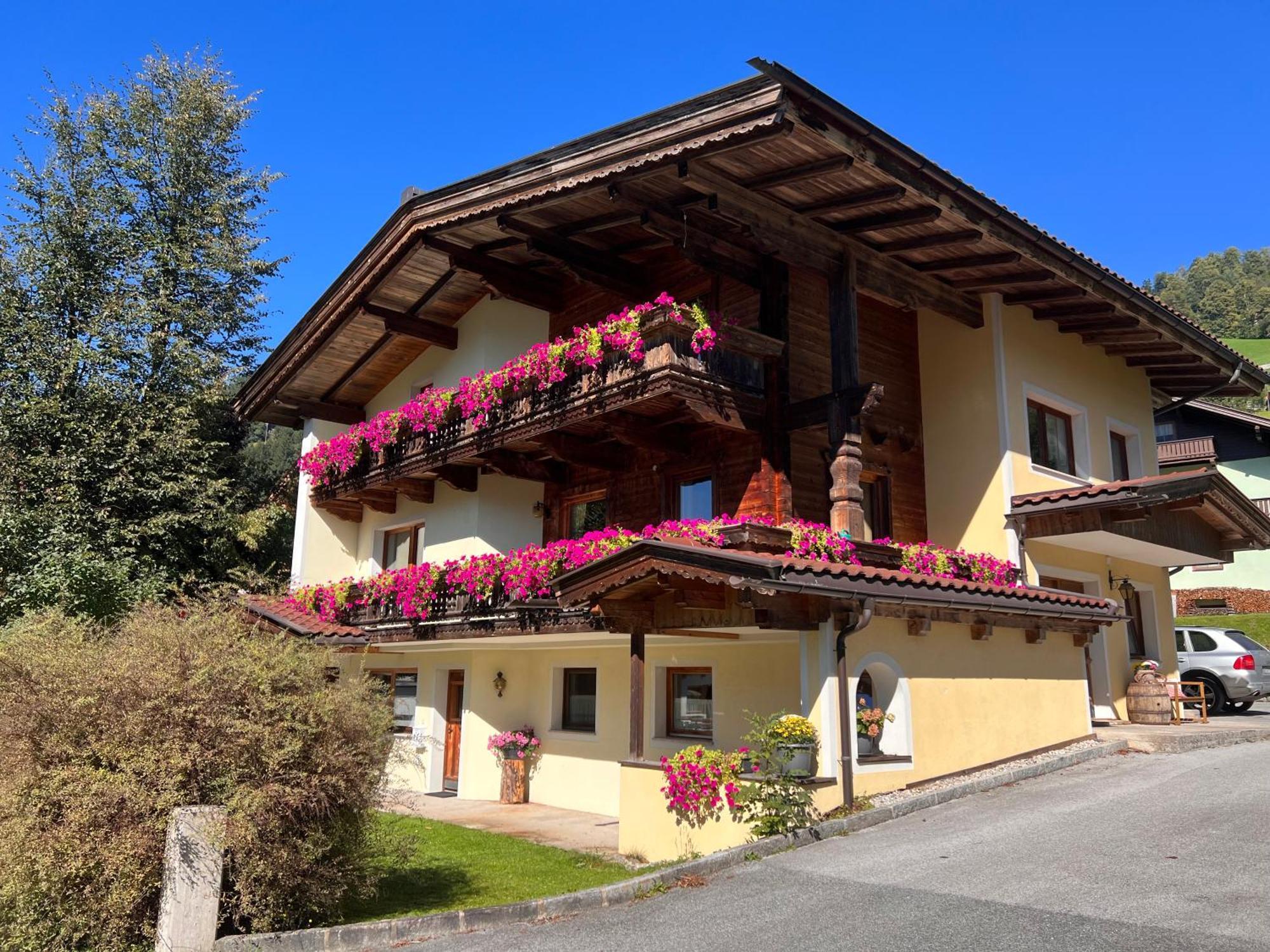 Ferienwohnung Steinbock Terrasse, Gartensauna, Garten, Grillplatz Stumm Exterior photo